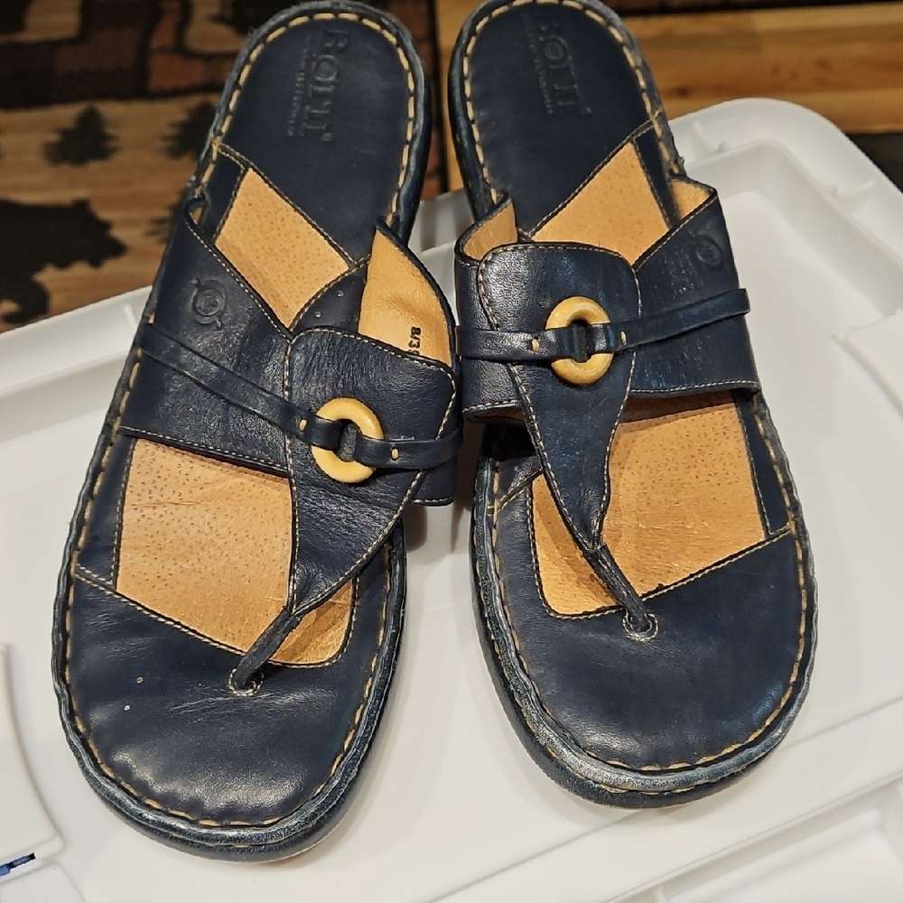 Born Men's Navy and Tan Leather Sandals
